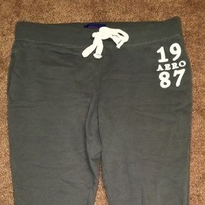 AEROPOSTALE CROP SWEATS